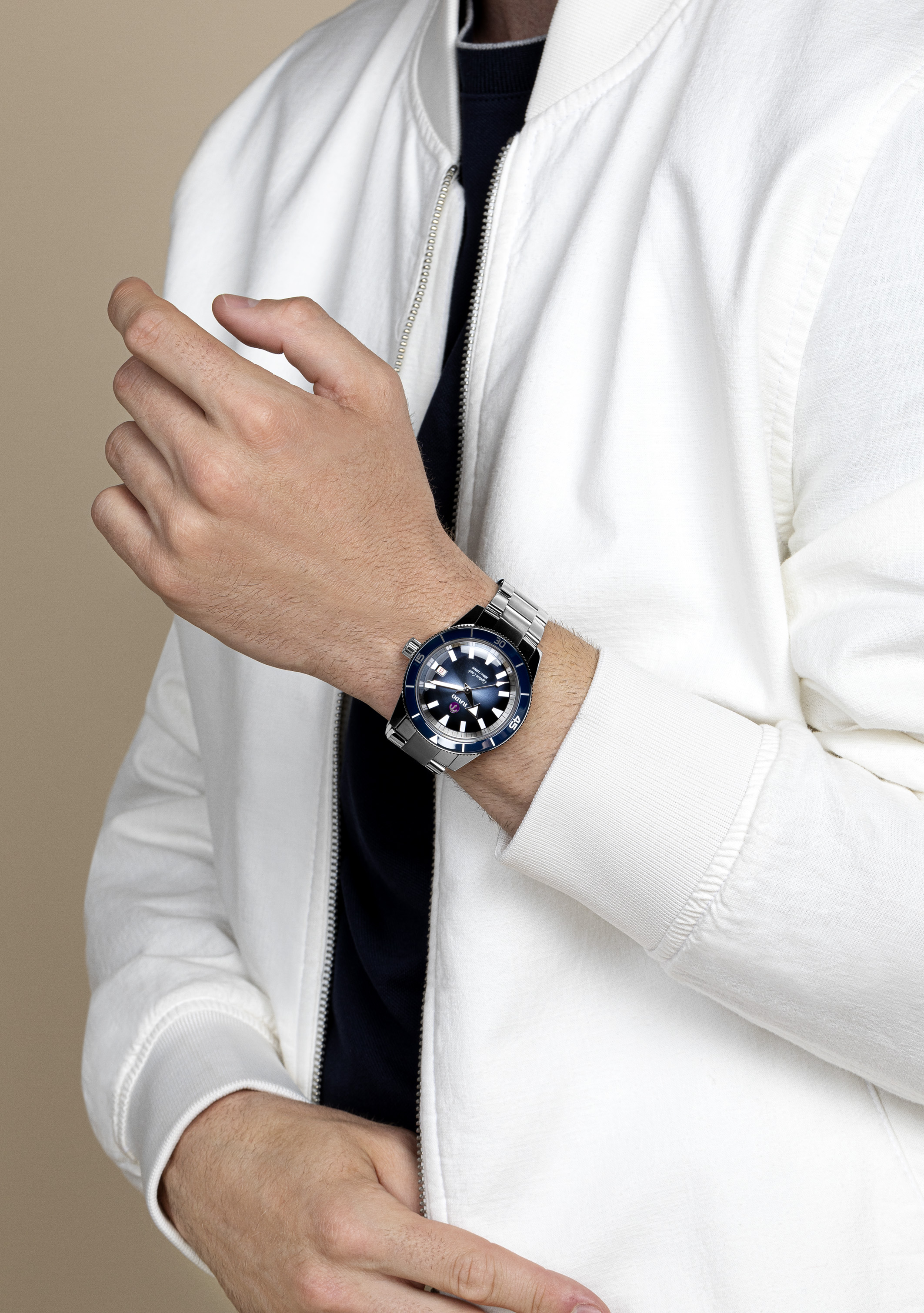 Captain Cook Automatic