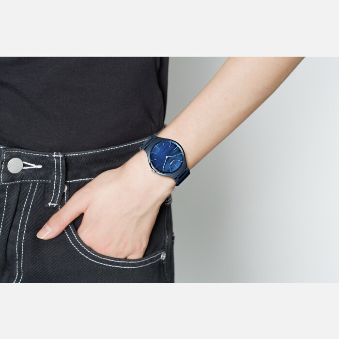True Thinline High-tech ceramic Watch R27005902 | Rado® International