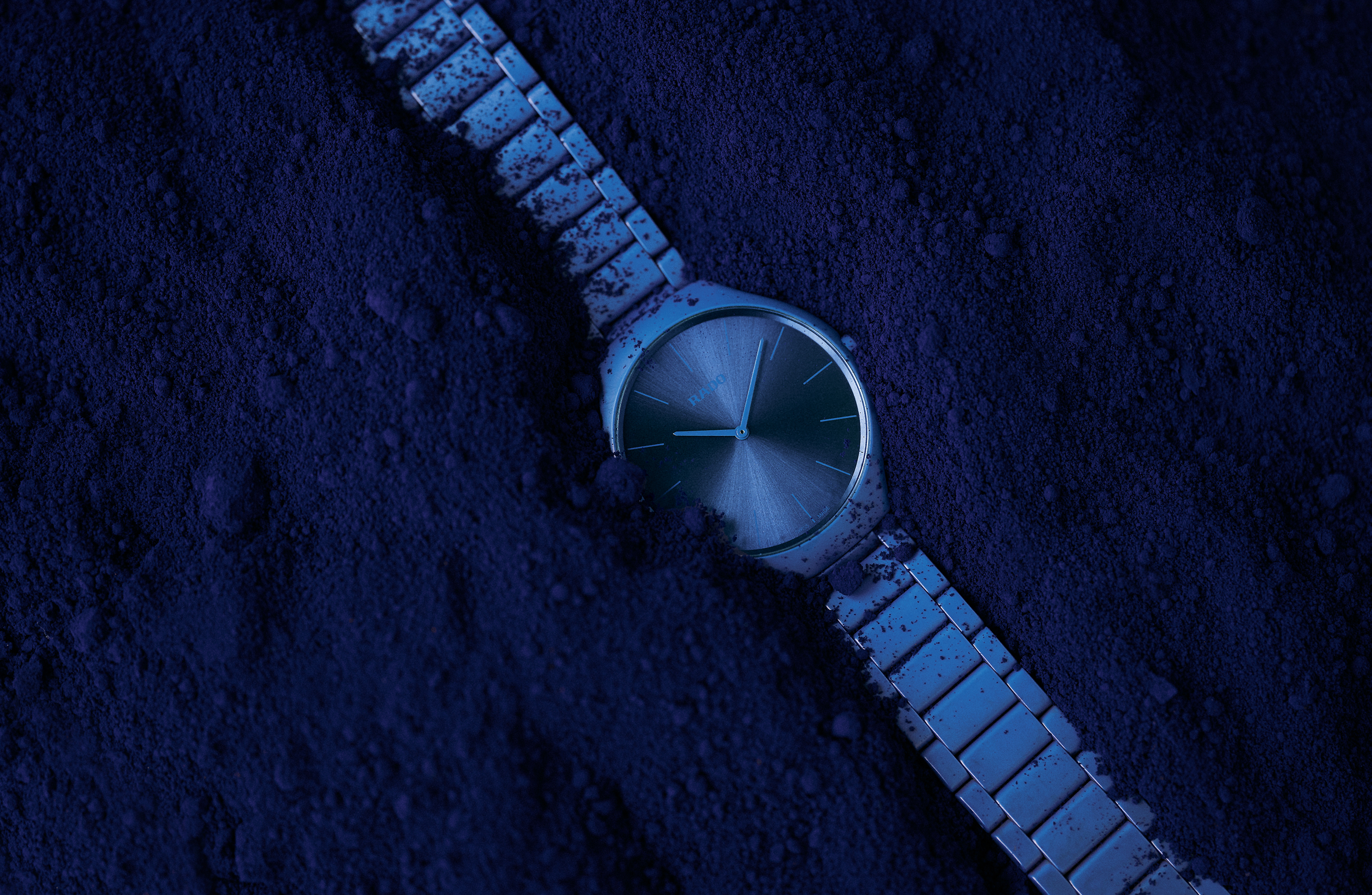 True Thinline Les Couleurs&trade; Le Corbusier