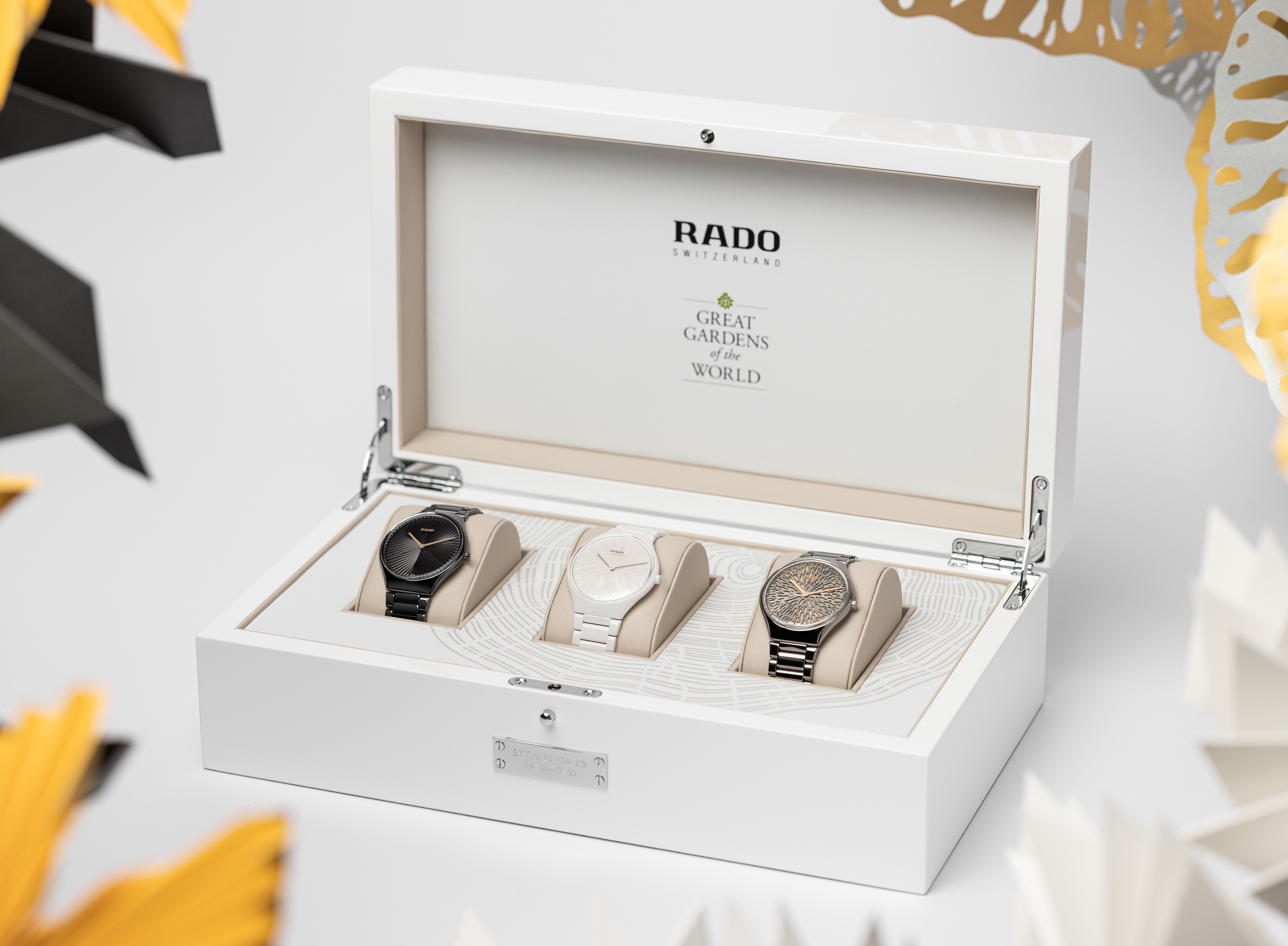 vallad WORLD ROMANCE SERIES CAP③ Rado True Round Thinline X Great Gardens of the World