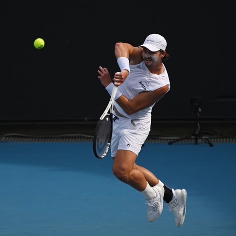 Дж.Дж. Вольф