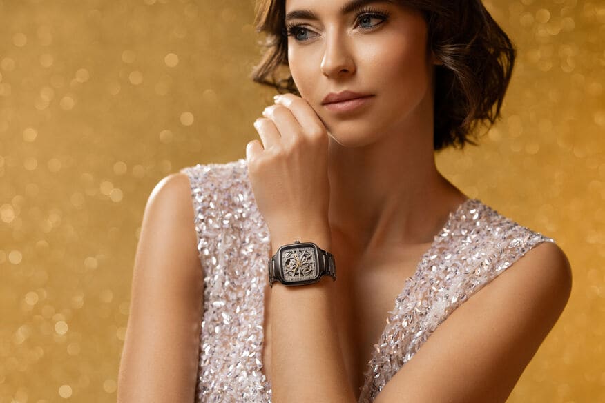 True Square Automatic Open Heart Sparkling Plasma High-Tech