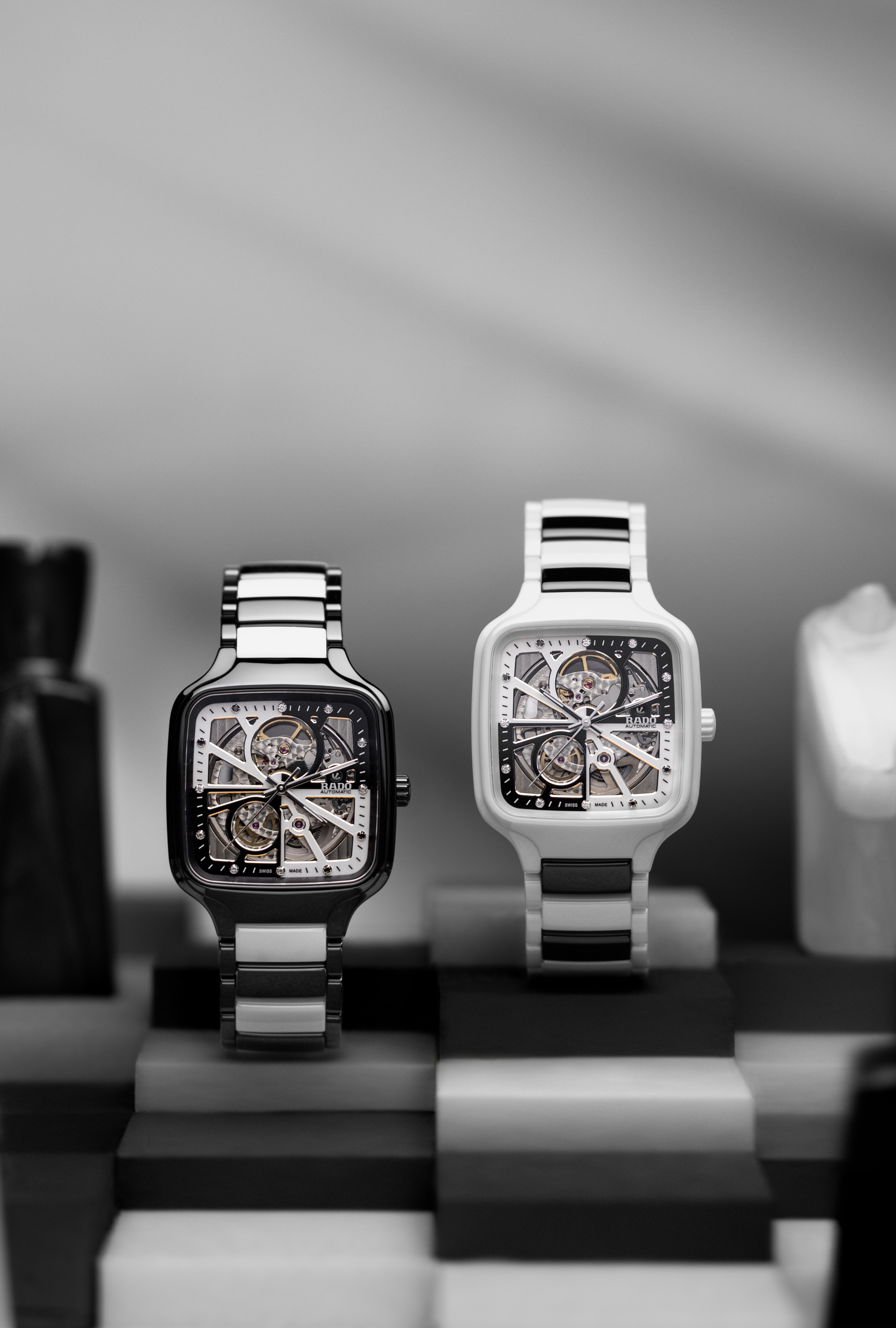 A BICOLOUR &ldquo;CHECKMATE&rdquo; IN BLACK AND WHITE