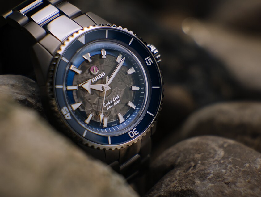 Captain Cook High-Tech Ceramic Plasma High-Tech Ceramic Watch