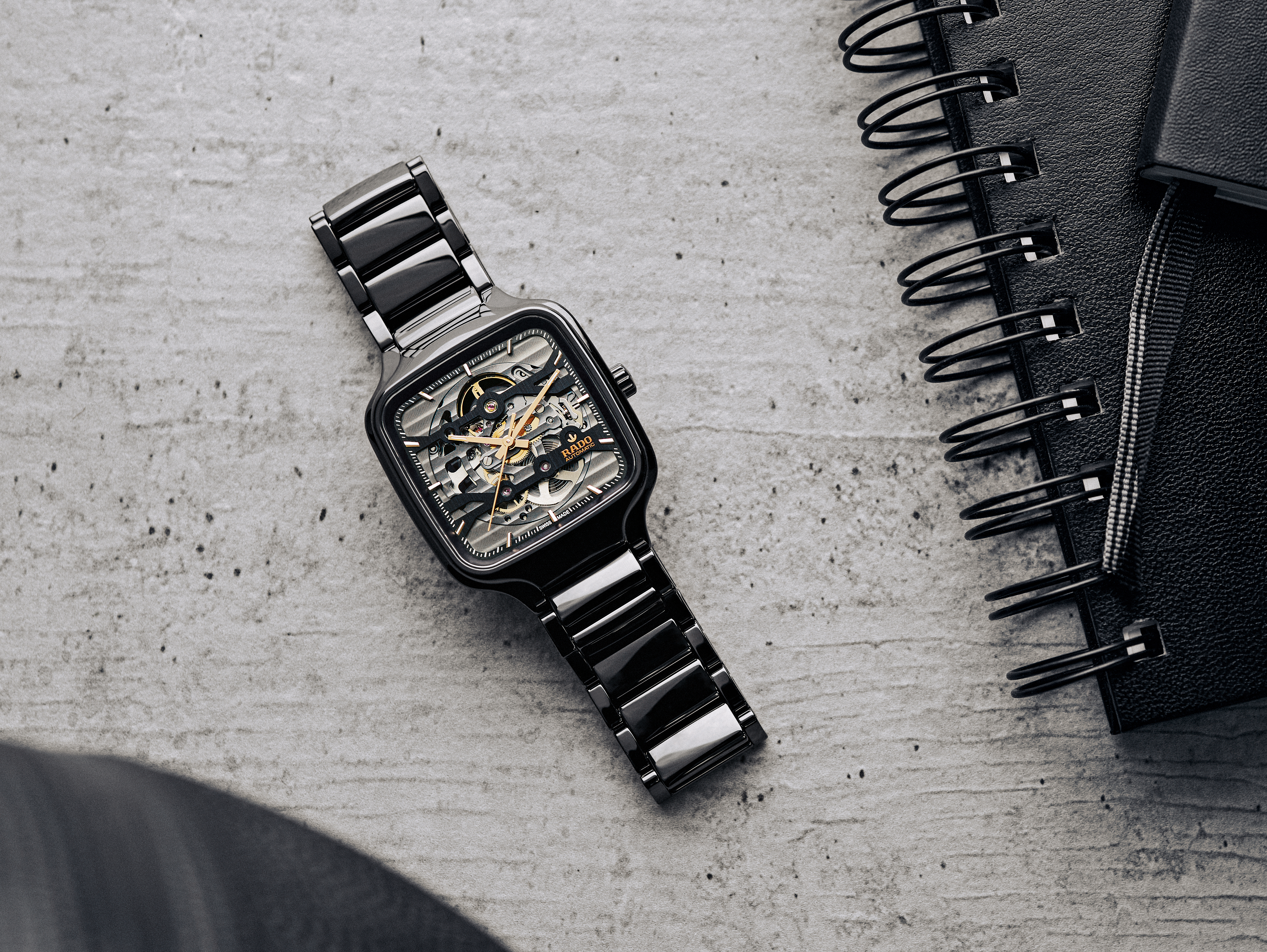 true-square-skeleton-black