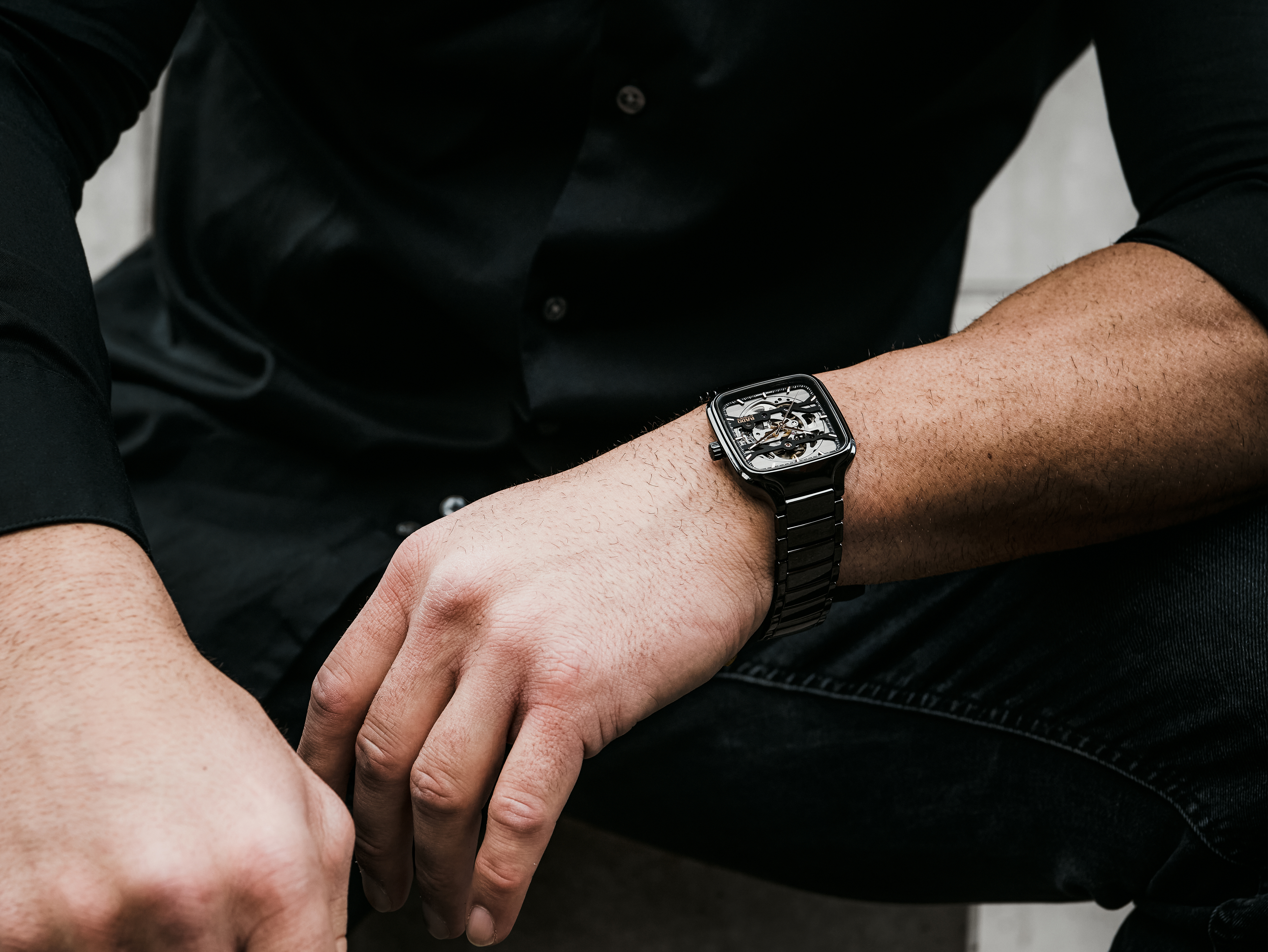 true-square-skeleton-black