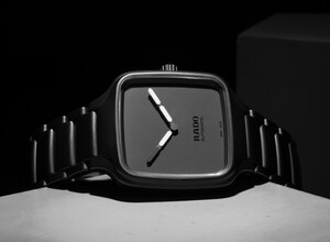 Rado True Square Undigital