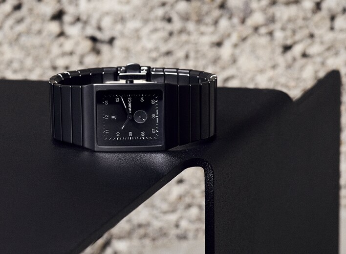 RADO セラミカ 腕時計 ブラック レザー クォーツ 男性と女性のためのセラミック時計「セラミカ」|ラド®日本
