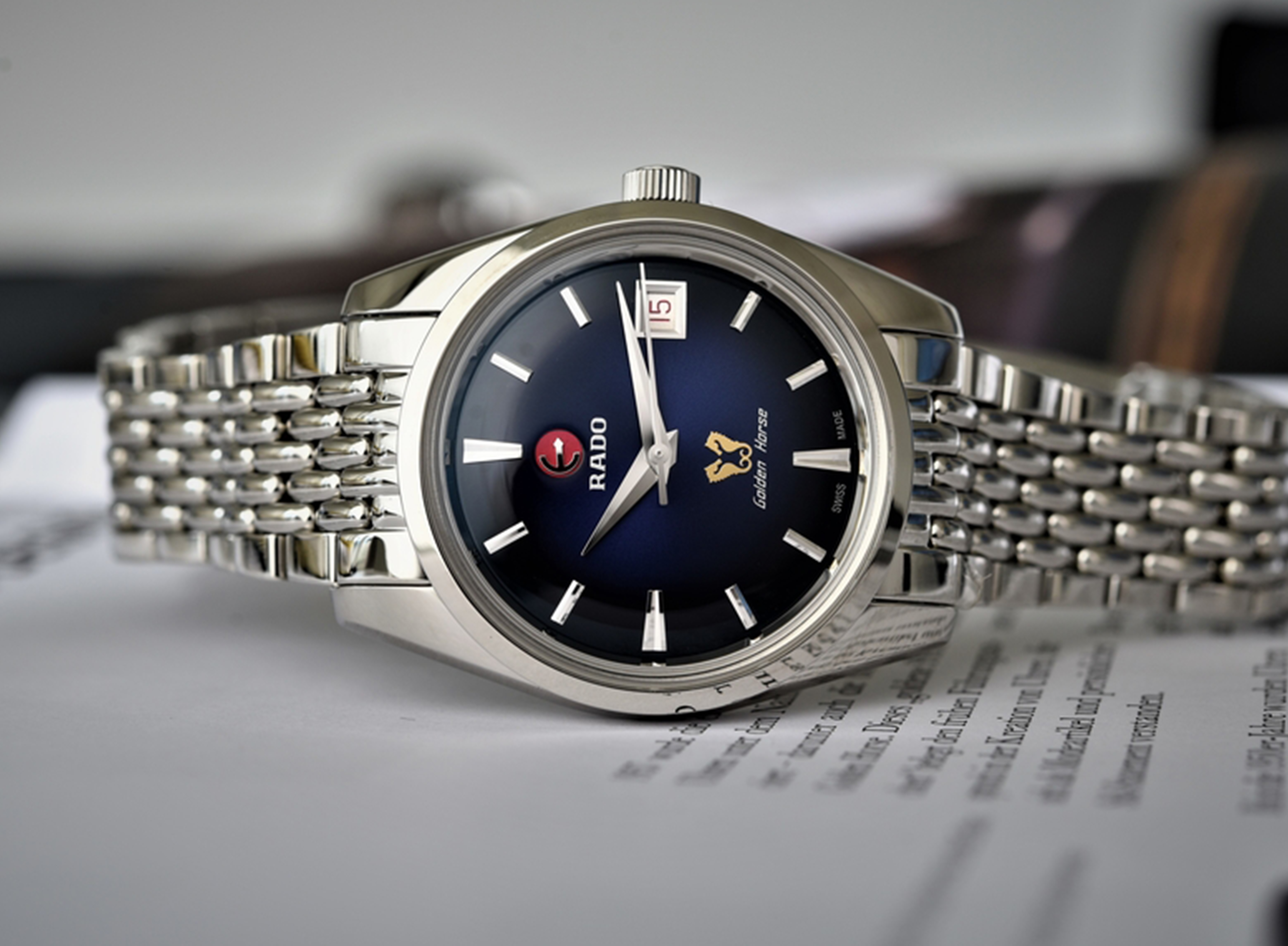 HyperChrome Classic Men's and Women's vintage watches | RADO® India