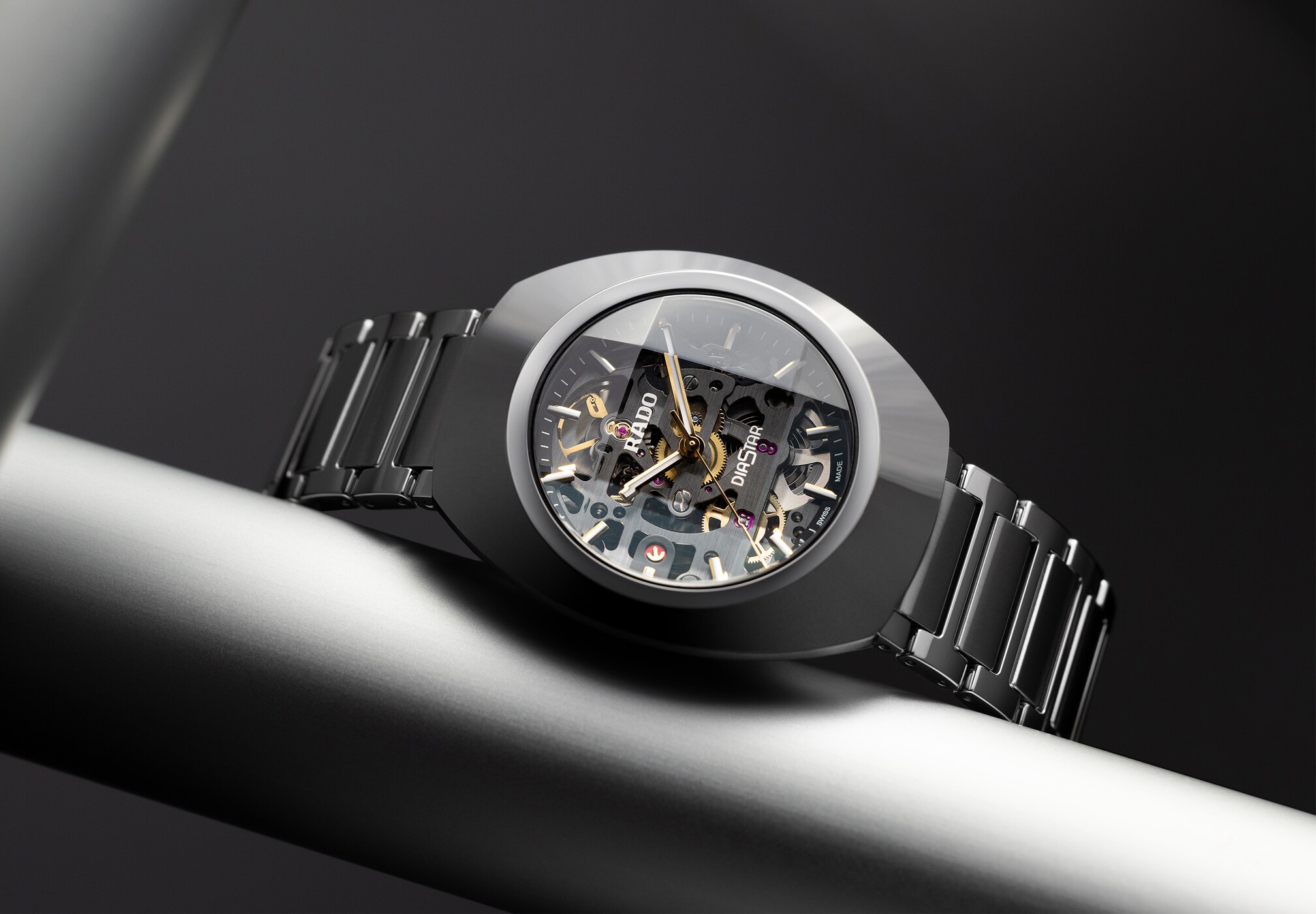 スイス製セラミック デザインウォッチ | RADO® ウォッチ